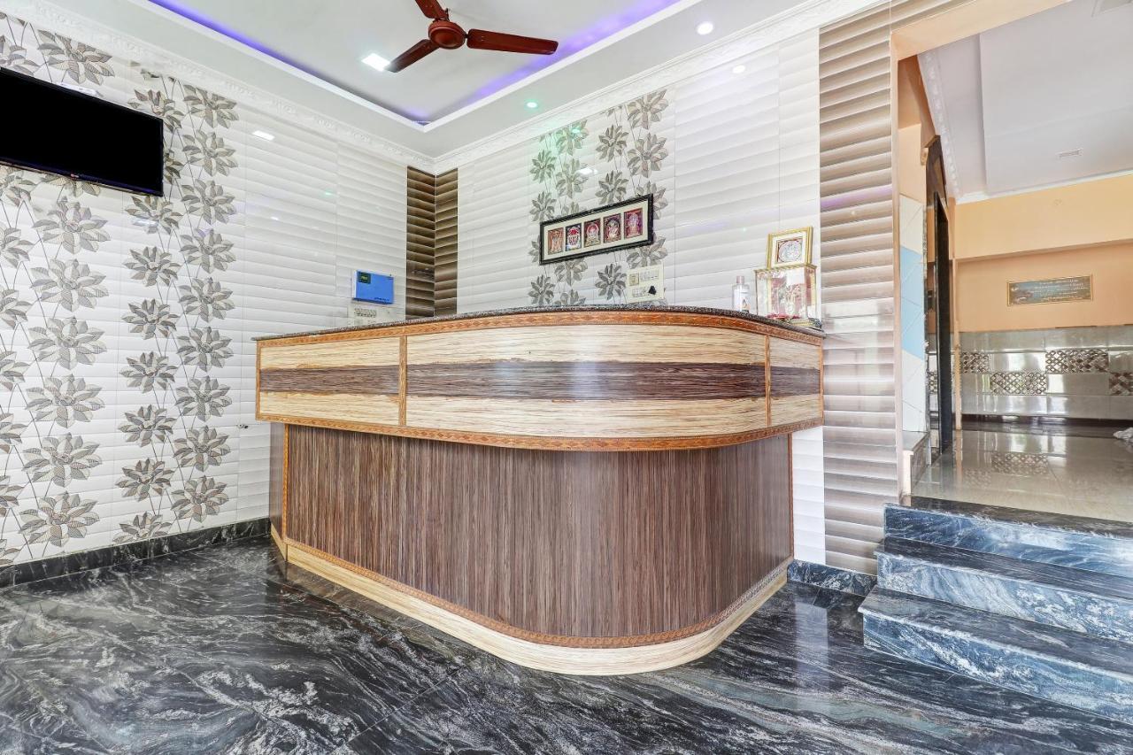 Oyo 81409 Hotel Sivajothi Tuticorin Esterno foto
